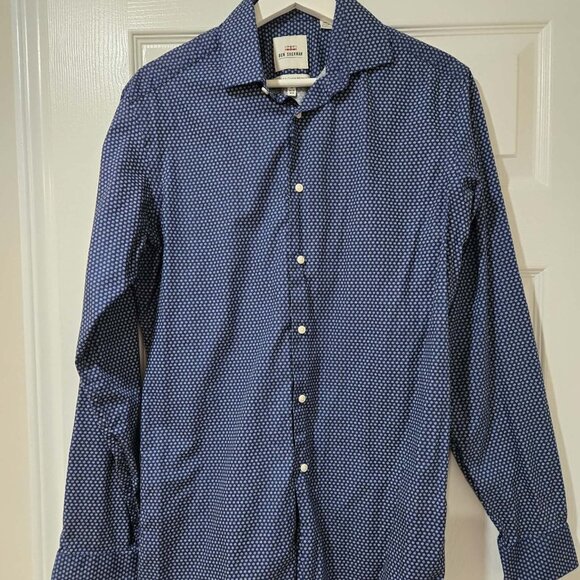 Men's Dress Shirt - Picture 1 of 3